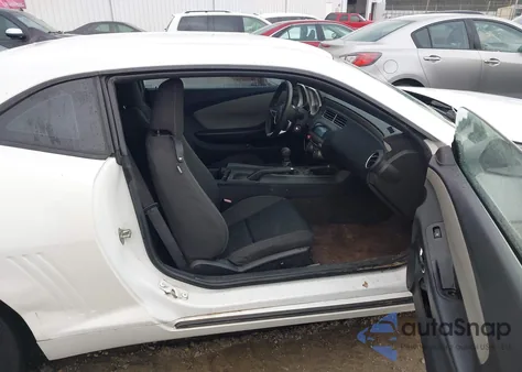 2011 Chevrolet Camaro 1Ls from USA, damaged, VIN 2G1FE1ED3B9107140